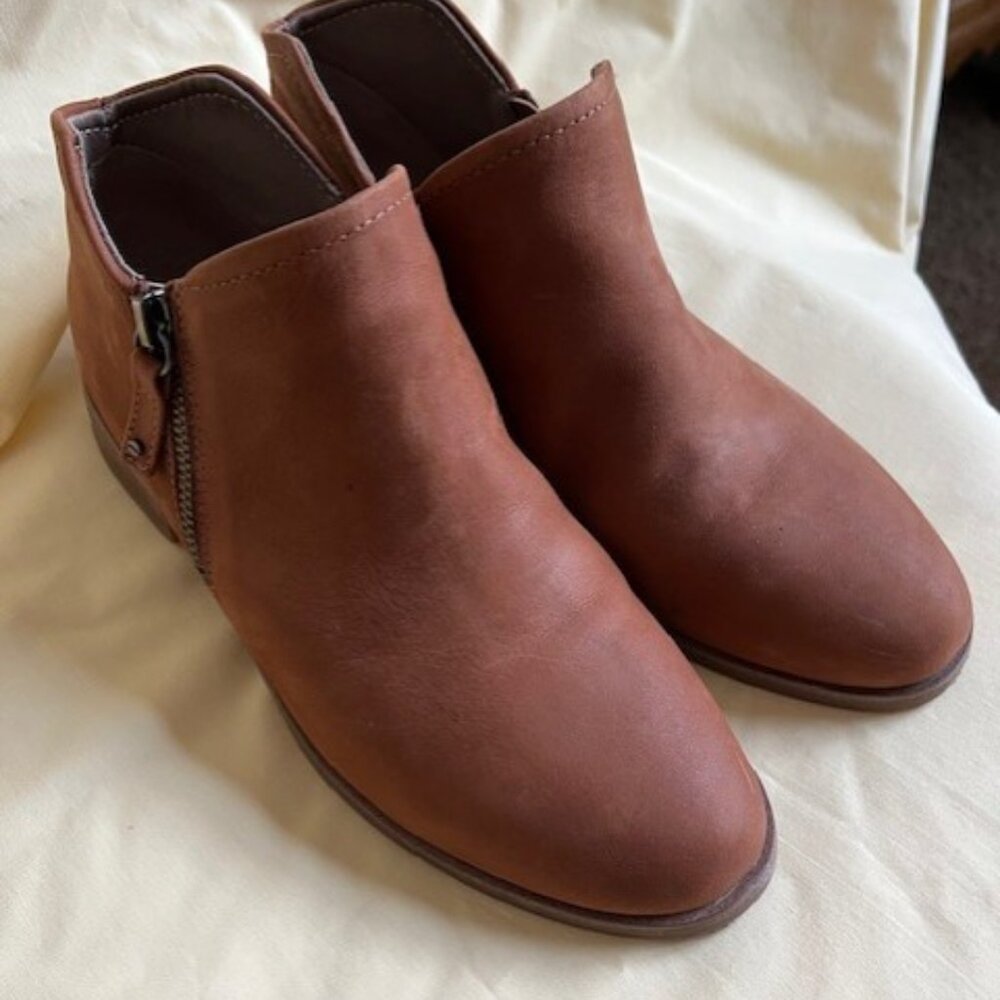 Dr. Scholl's Leather  ankle boots